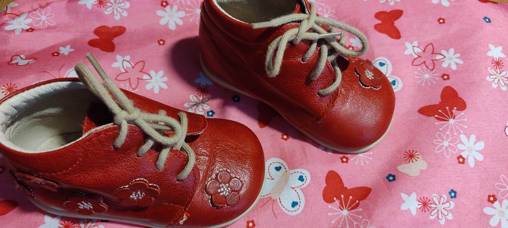 Ботинки, туфельки, пінетки. 19р