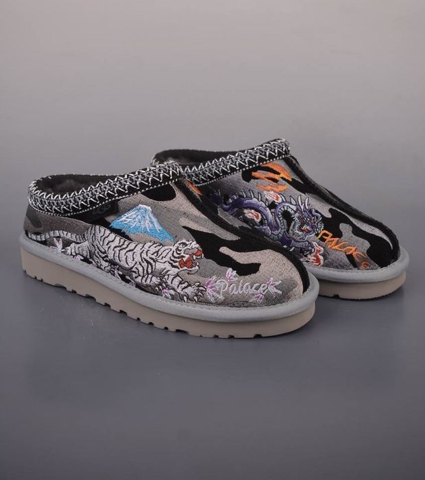 Palace UGG Tasman Slipper Burnt Camo Black
