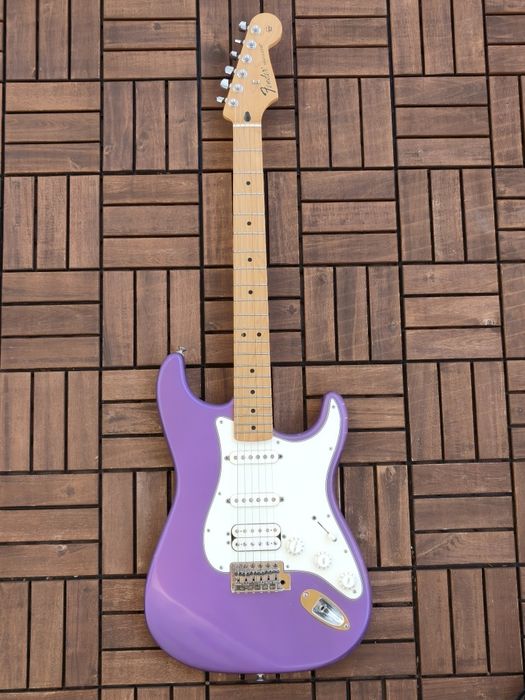 Fender Stratocaster MIM Purple (2011)