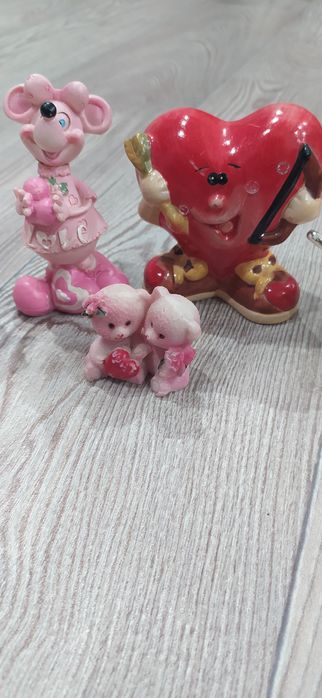 Керамические статуэтки