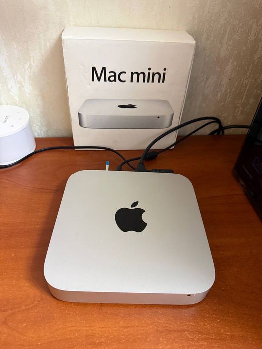 Apple Mac mini Mid 2011 - компактний настільний комп'ютер