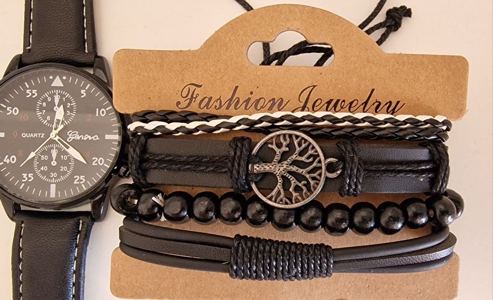 Relógio Quarts com Pulseiras