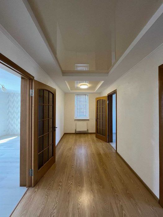 Частина будинку в центрі міста