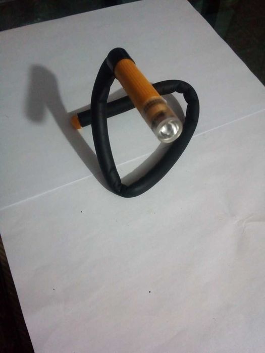 Luz de leitura flexível para pescoço ou braço, como NOVA!