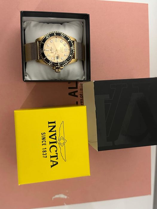 Relogio invicta novo