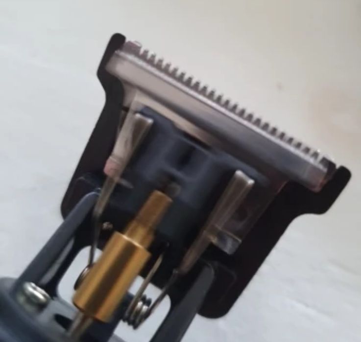 Maszynka do włosów.