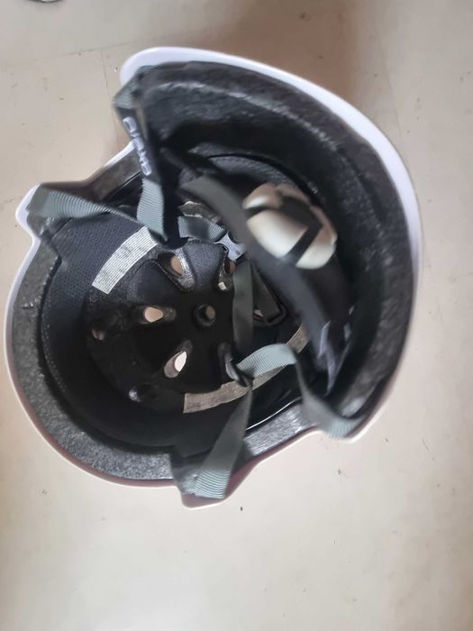 Vendo capacete criança