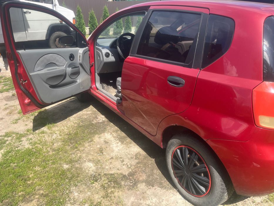 Chevrolet Kalos  Сів та поїхав