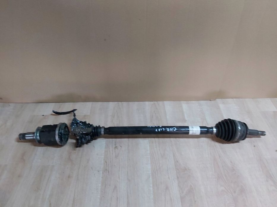 Toyota C-HR Lift 2,0 półoś prawa 2021r 43410-F4120