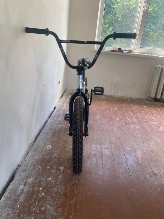 .. BMX Outleap .