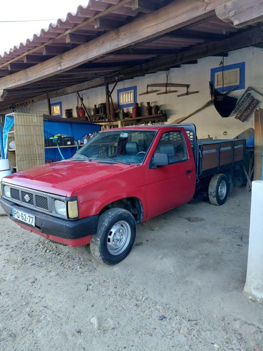 Carrinha Nissan  caixa aberta
