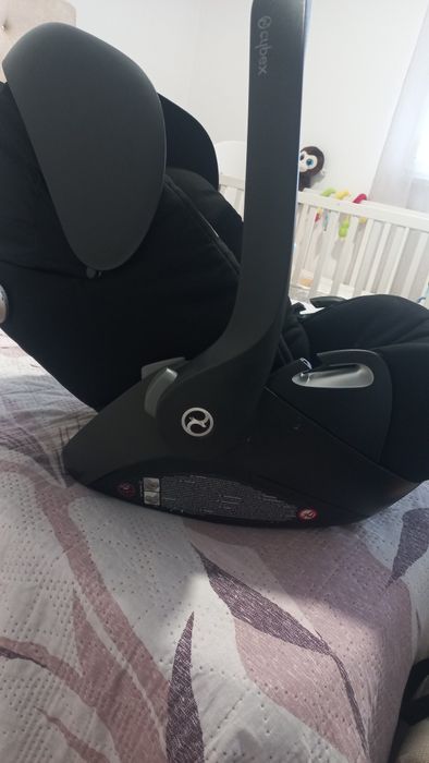 Babycoque cybex q plus platinum + base de isofix
