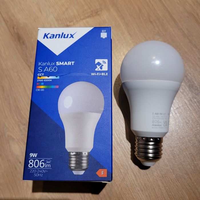 Żarówka LED RGB WiFi  E-27