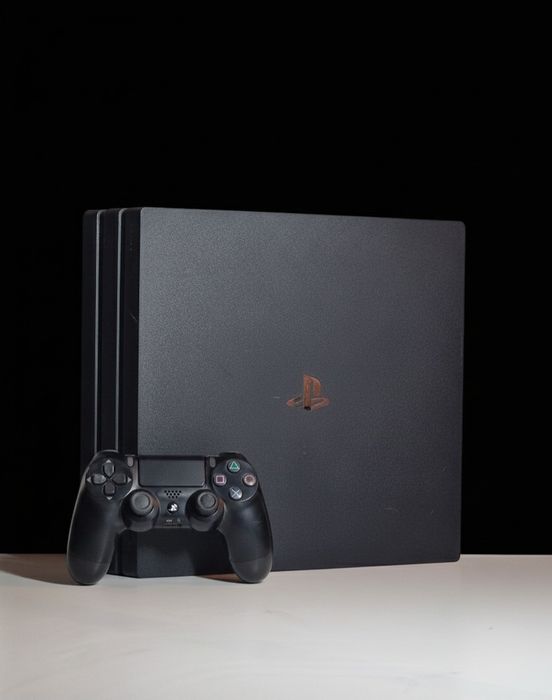 Ps4 Pro 1TB CUH-7216B
