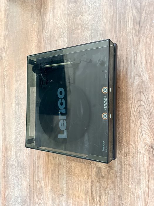 Gramofon lenco  jak nowy raz wlaczony