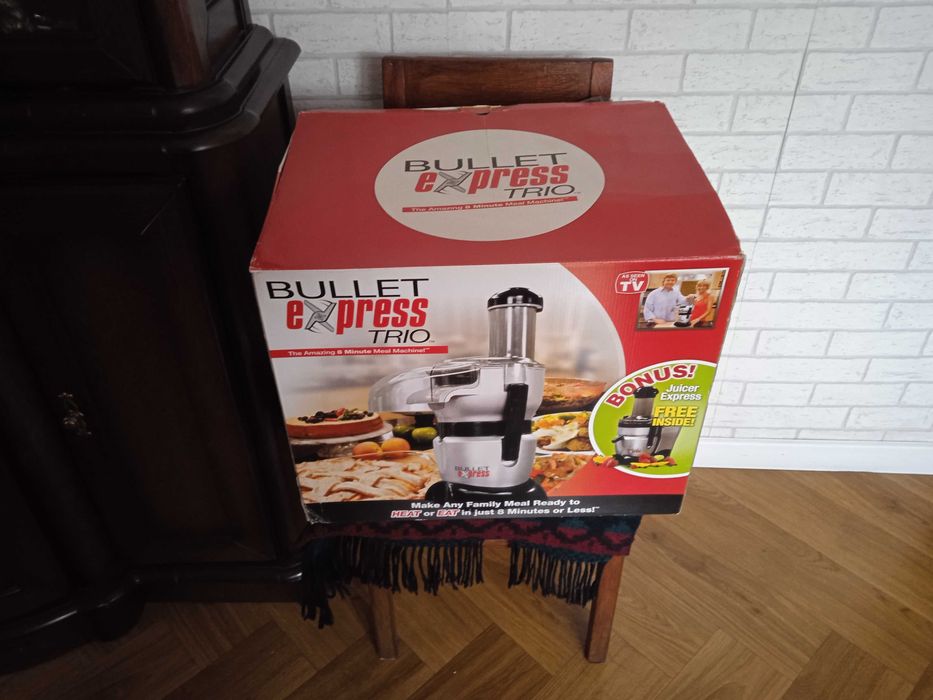 Robot kuchenny bullet ekspres trio