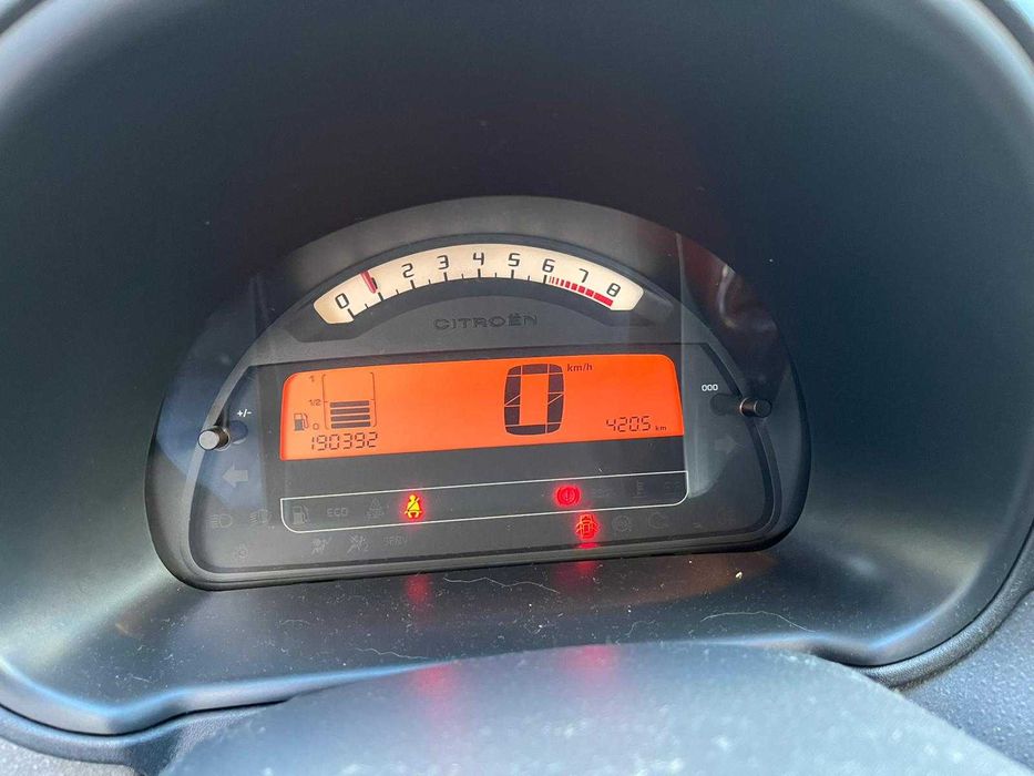 Vende-se Citroen C2 Gasolina, bom estado