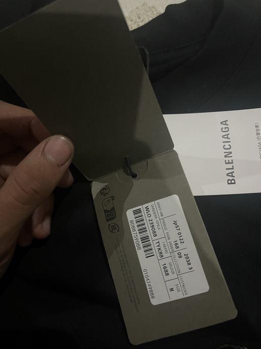 T-shirt balenciaga