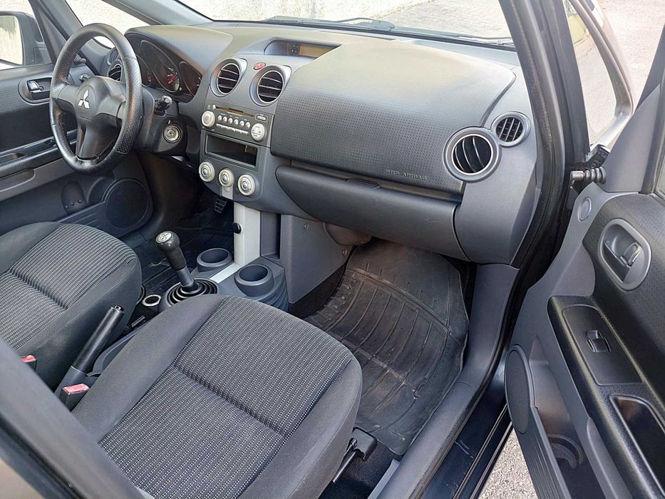 Mitsubishi colt 1.1 - 2008