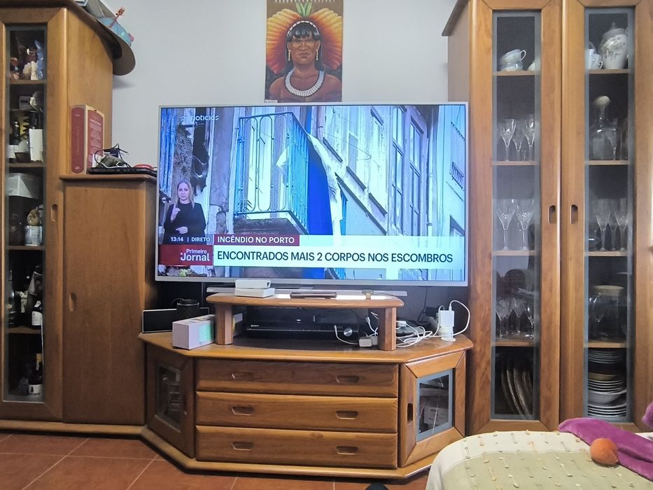 Móvel sala em pinho maciço