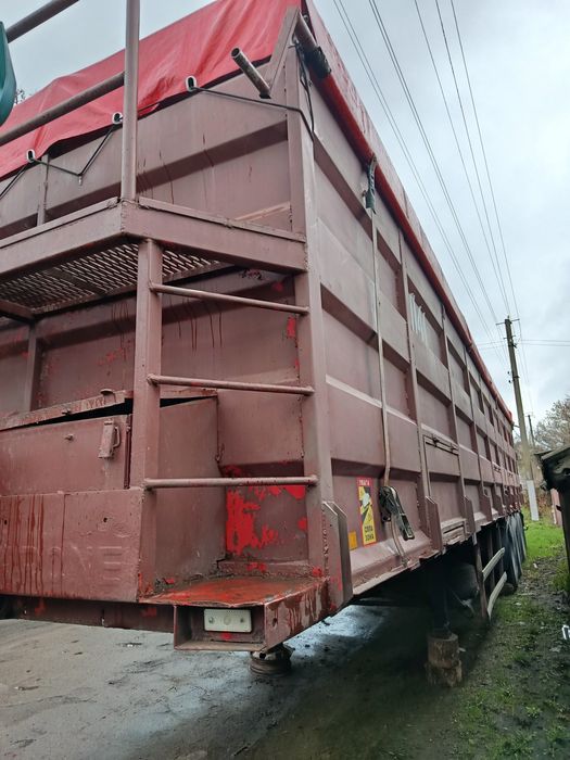 Полуприцеп зерновоз