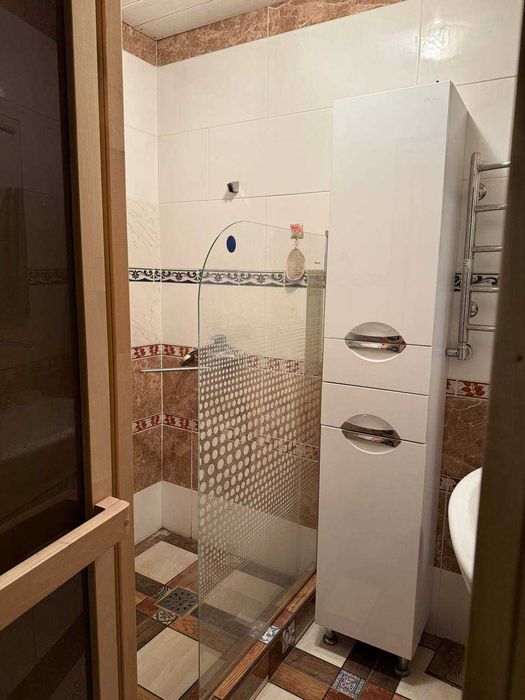 Будиночок біля лісу з САУНОЮ • тераса • зона барбекю (подобово)