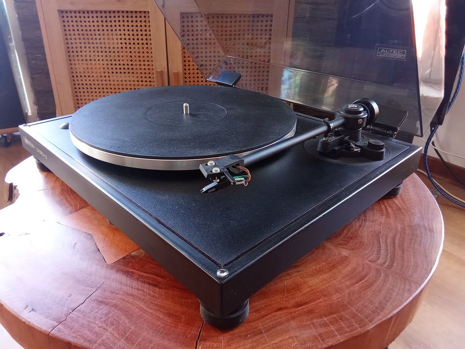 Gira discos Ariston Q Deck II