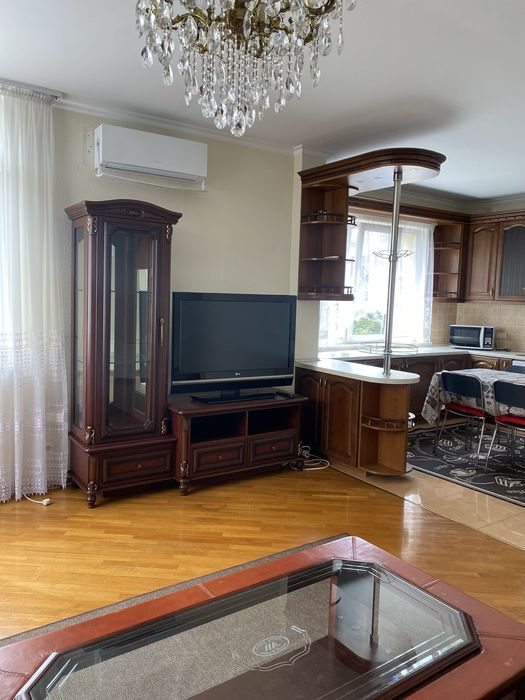 Продам 3к.квартиру 3 поверх метро Житомирська вул. Ореста Васкули - View 4