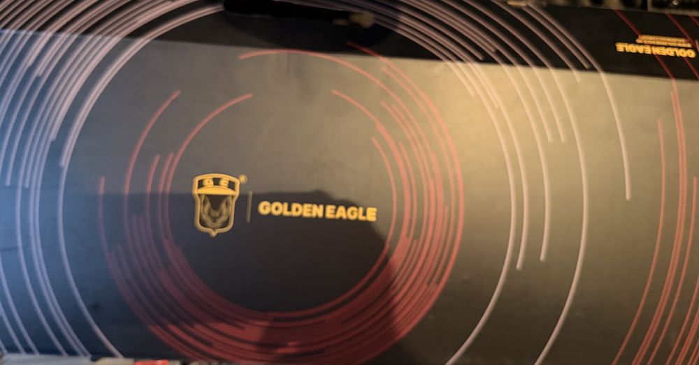 Replica de airsoft GBB GOLDEN EAGLE