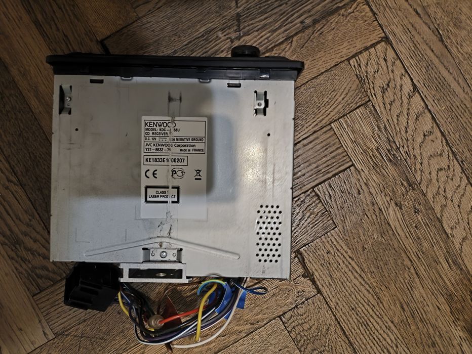 CD/USB ресивер Kenwood KDC-BT33U