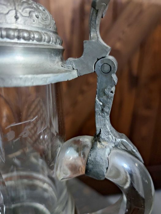 Stary kufel  cynowa klapka dla kolekcjonera Vintage