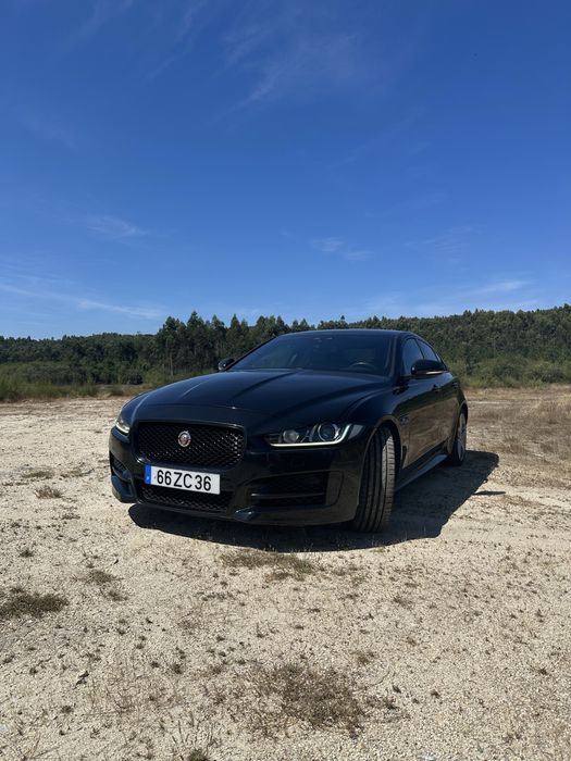 Jaguar XE 2.0 D R-Sport Line (180cv) - Preto...