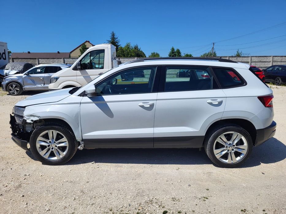 Skoda Karoq 2.0 Tdi Dsg Biała Perła Panorama Full Led