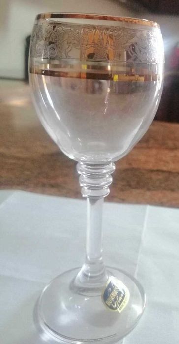 Garrafa /licoreira cristal Bohemia c/cálices s/uso