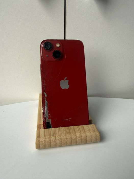 iPhone 13 mini czerwony 128 GB – zbity tył, sprawny