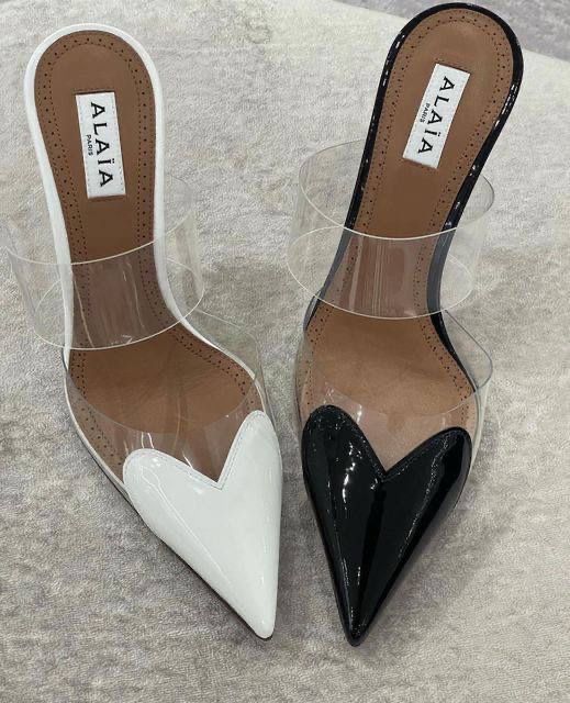 Туфлі туфли Alaia Alaïa  Алайя сердечко серце серце Алайа Алая Алаїа