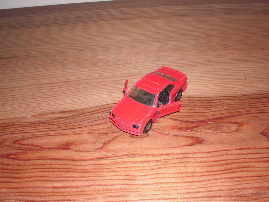 Carros Miniaturas Matchbox, Hot Wheels e Poliguri ( Táxi )