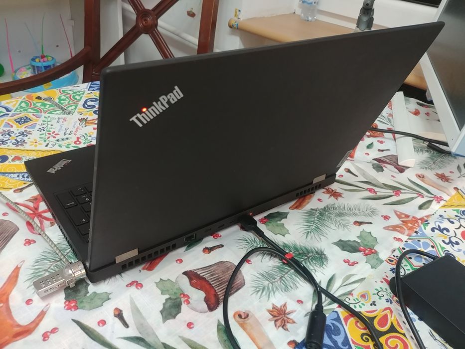 G-Klasa Laptop Lenovo ThinkPad P15 T15g 8 GB video RAM stacja robocza
