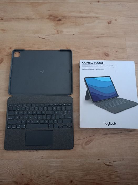 Etui combo touch Logitech-uszkodzone