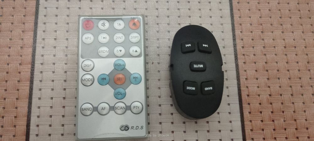 Пульт от автомагнитоли