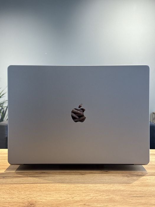 MacBook Pro 16 M2 Max 12/30gpu 64/1tb !! Гарантія від магазину !!