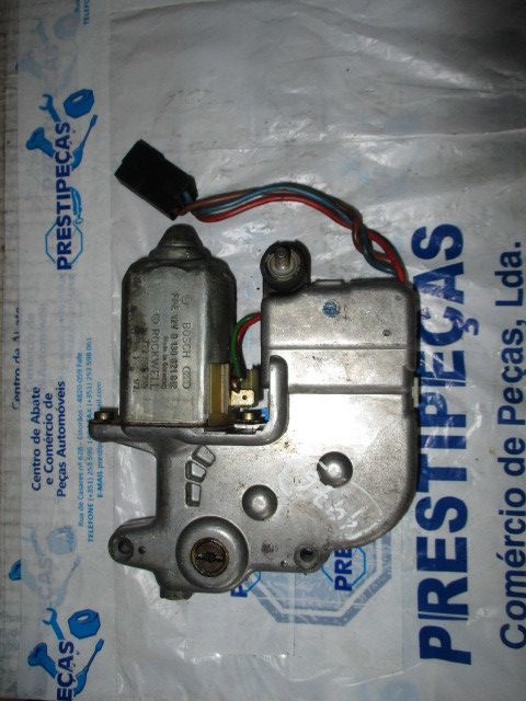 Motor do teto de abrir VOLKSWAGEN Passat (3A2, 35I)