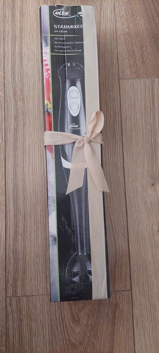 Блендер  Elta STABMIXER SY-1201B.