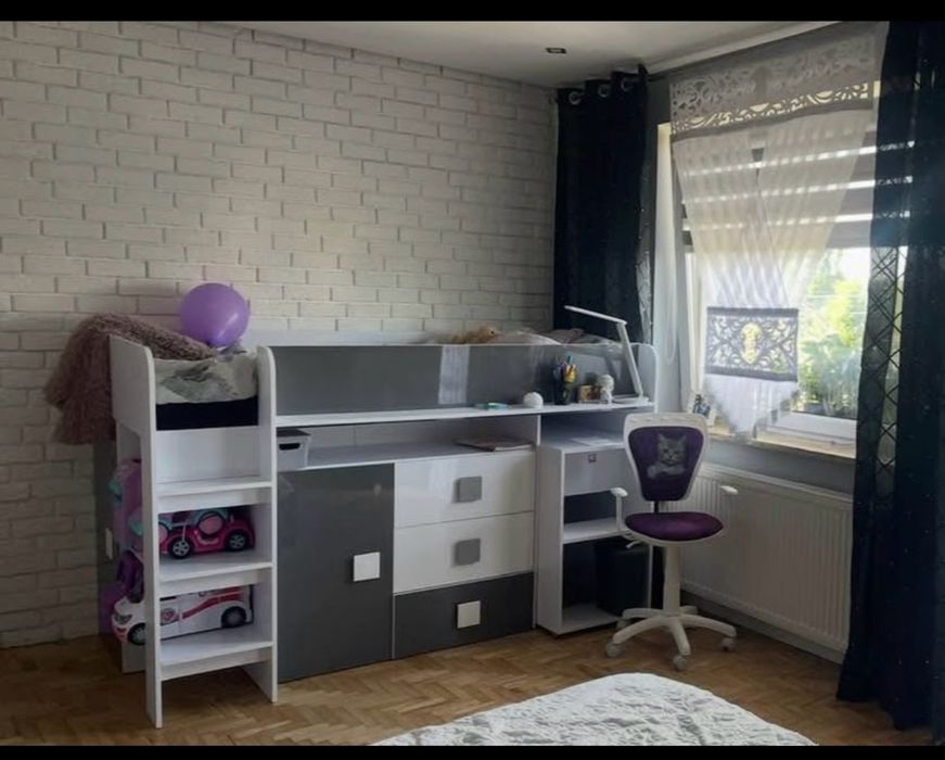 Sprzedam łóżko z biórkoem szafa