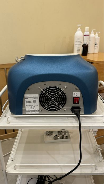 Косметологічний апарат алмазної шліфовки