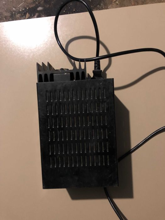 продам блок питания 14.5 в