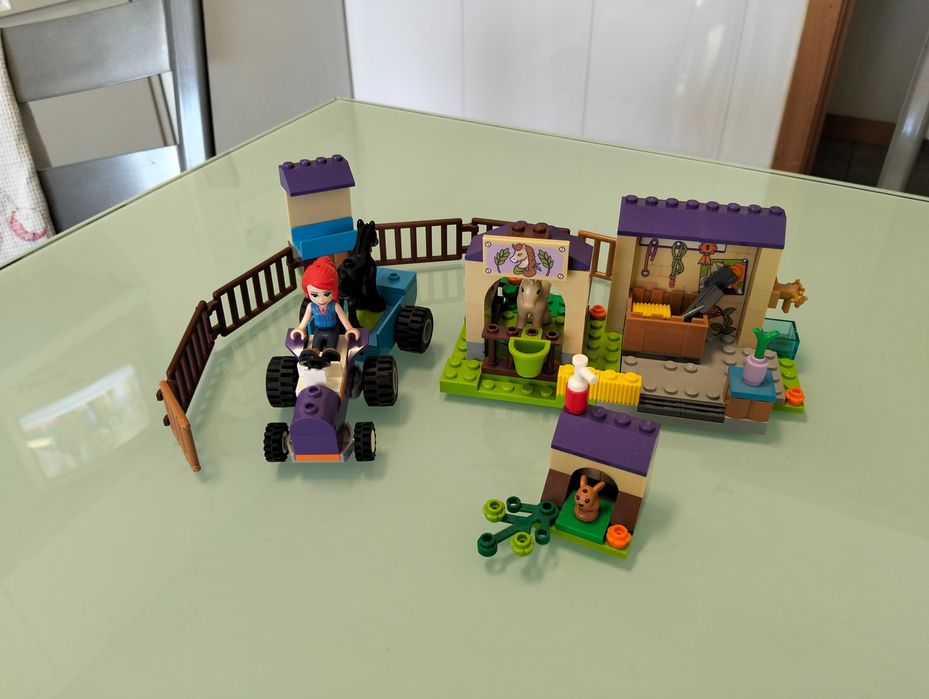 Legos friends estábulo