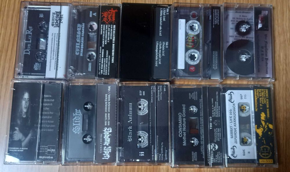 Cassetes Death / Black / Thrash Metal para venda.