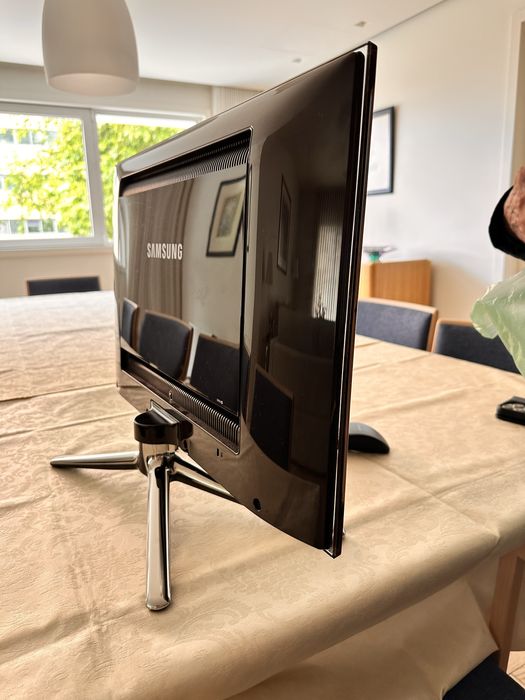 TV/Monitor LED Samsung FX2490HD