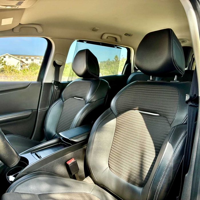 Renault Grand Scenic 1.5 Hybrid Assist · Nacional